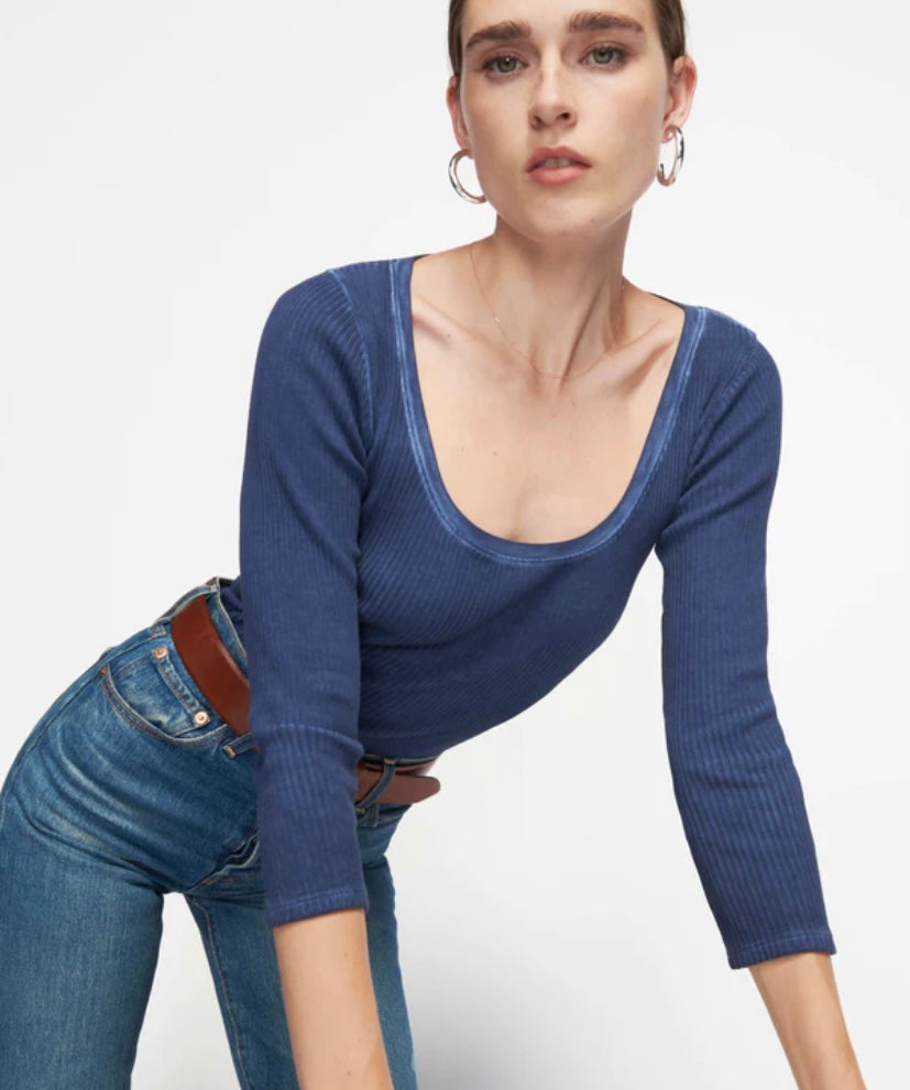 NLTD LAUNDRY SCOOP NECK / BACK SNAP