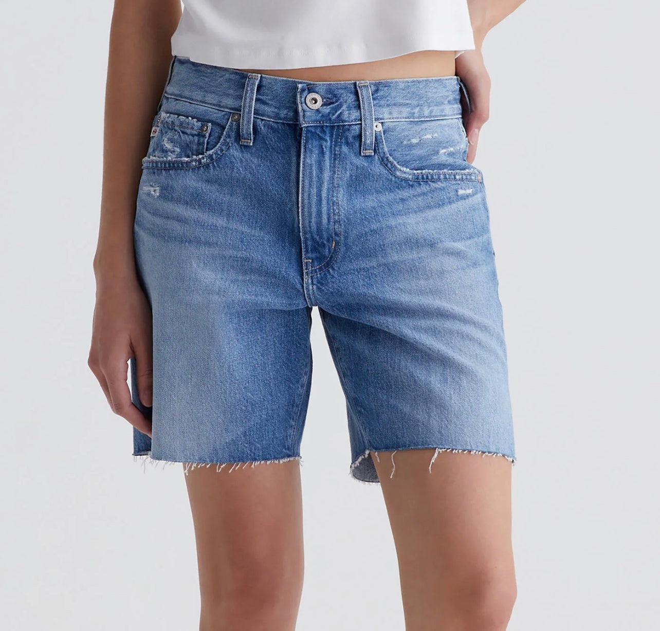 AG EX BOYFRIEND SHORT