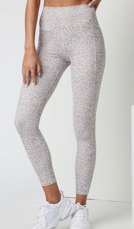 STUDIO POCKET LEGGING