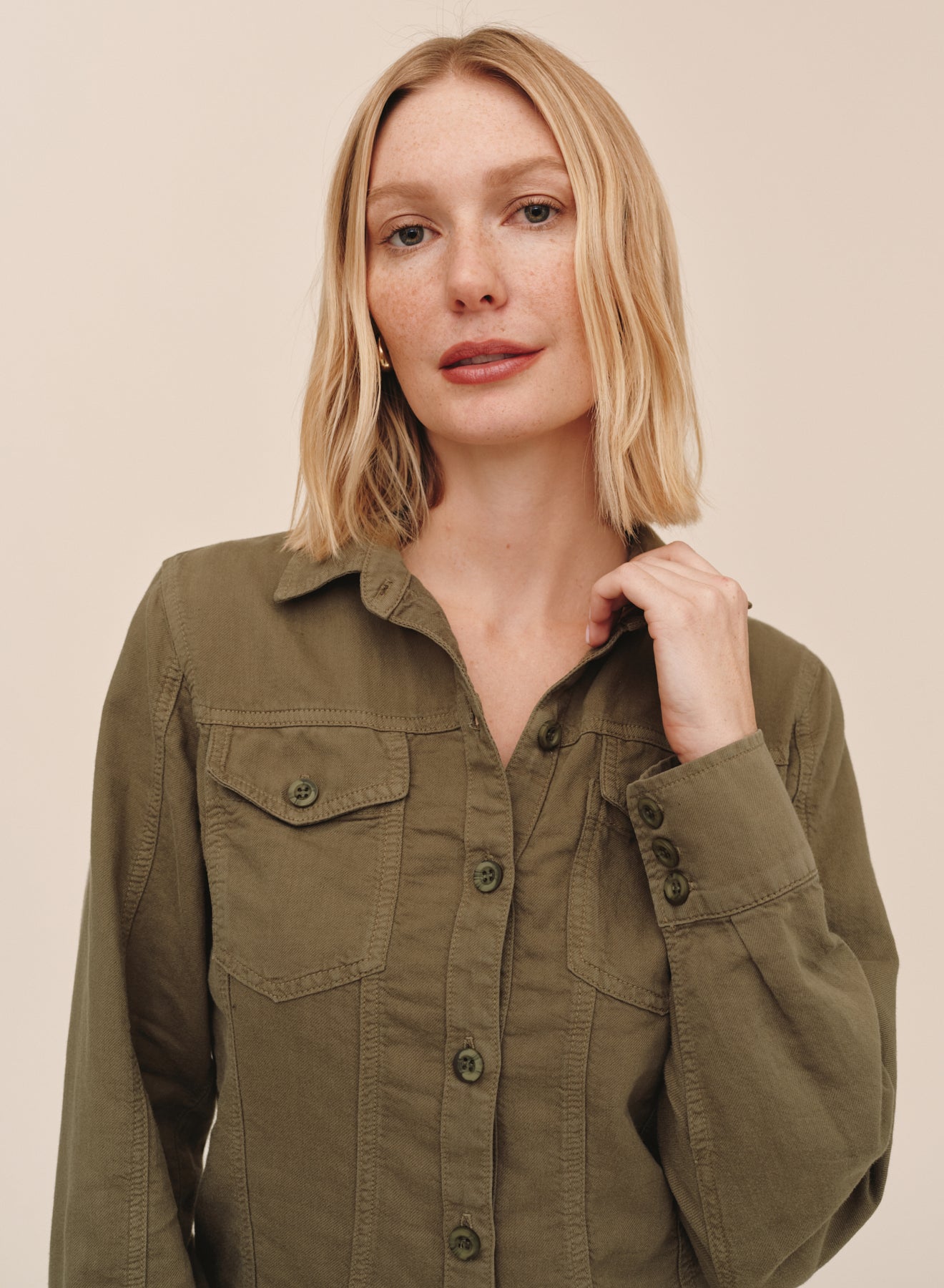 B20125-B71-302 - FITTED TRUCKER SHIRT