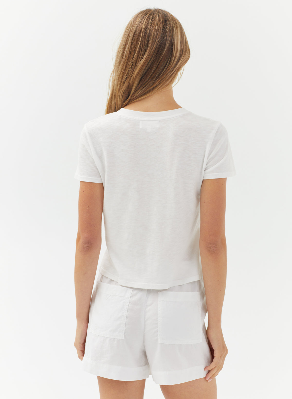 B2797-G28-302 - V-NECK TEE