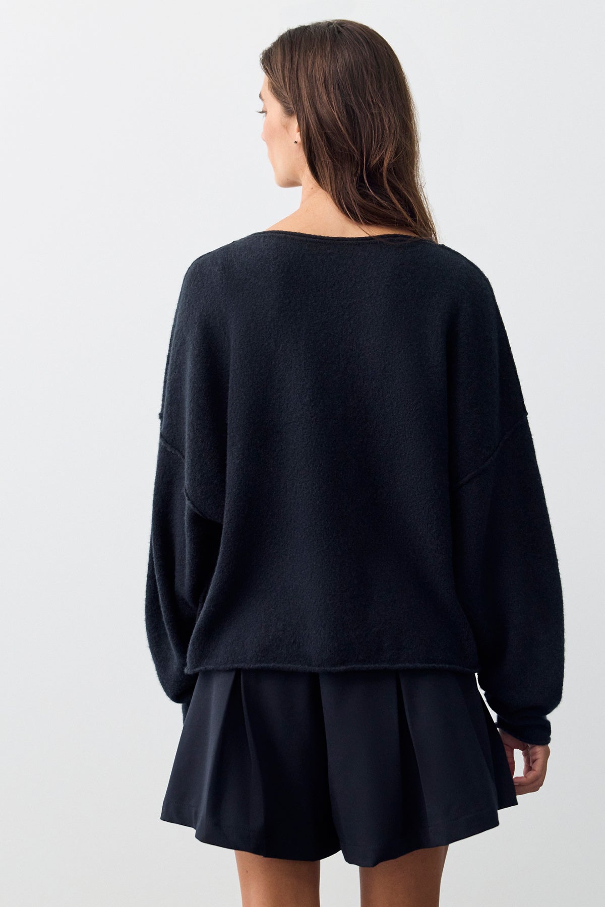 See Me V-Neck Pullover in Black