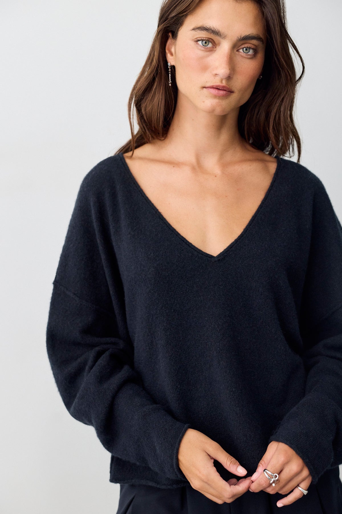 See Me V-Neck Pullover in Black