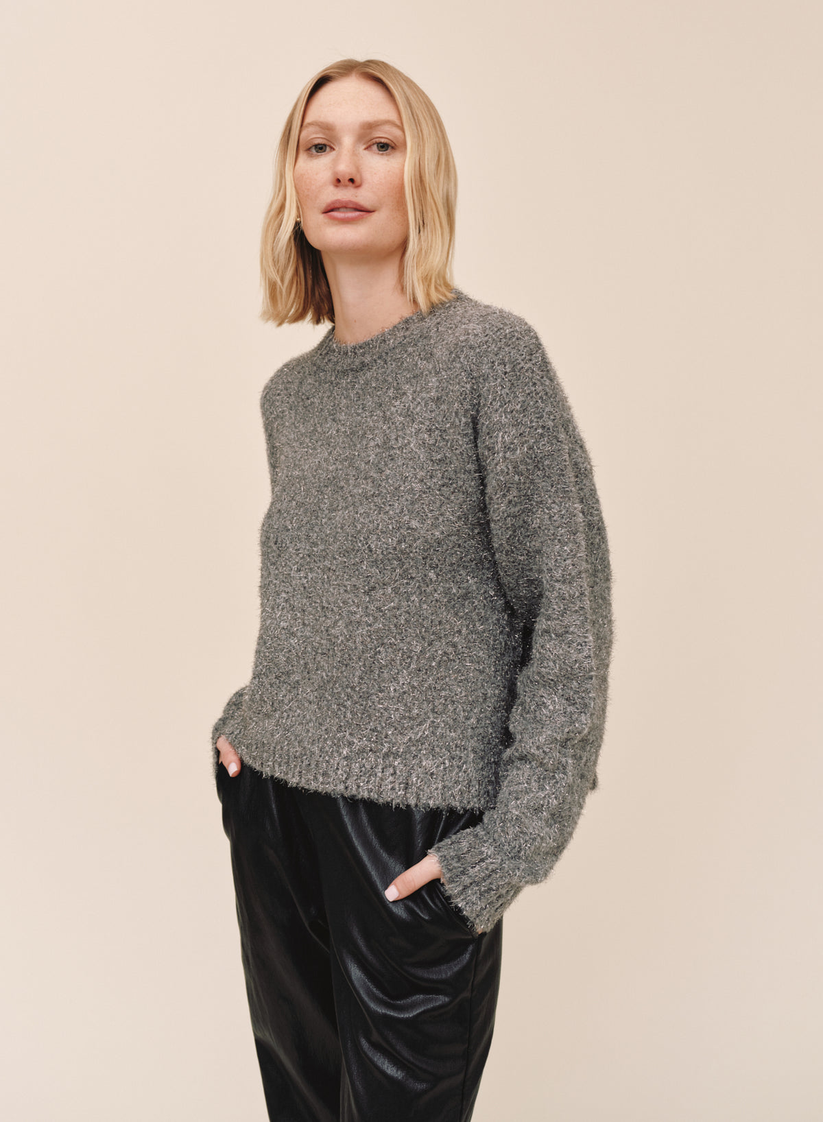 B4596-H24-300 - SLOUCHY SWEATER