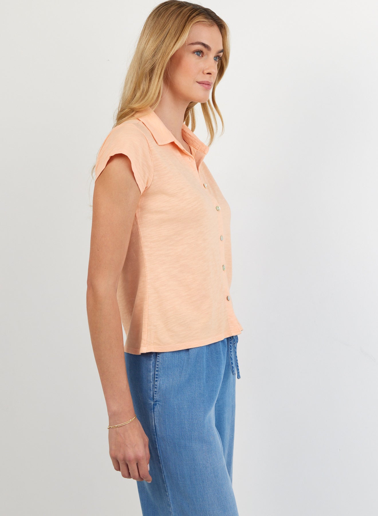 B4897-G55-302 - CAP SLEEVE BUTTON DOWN