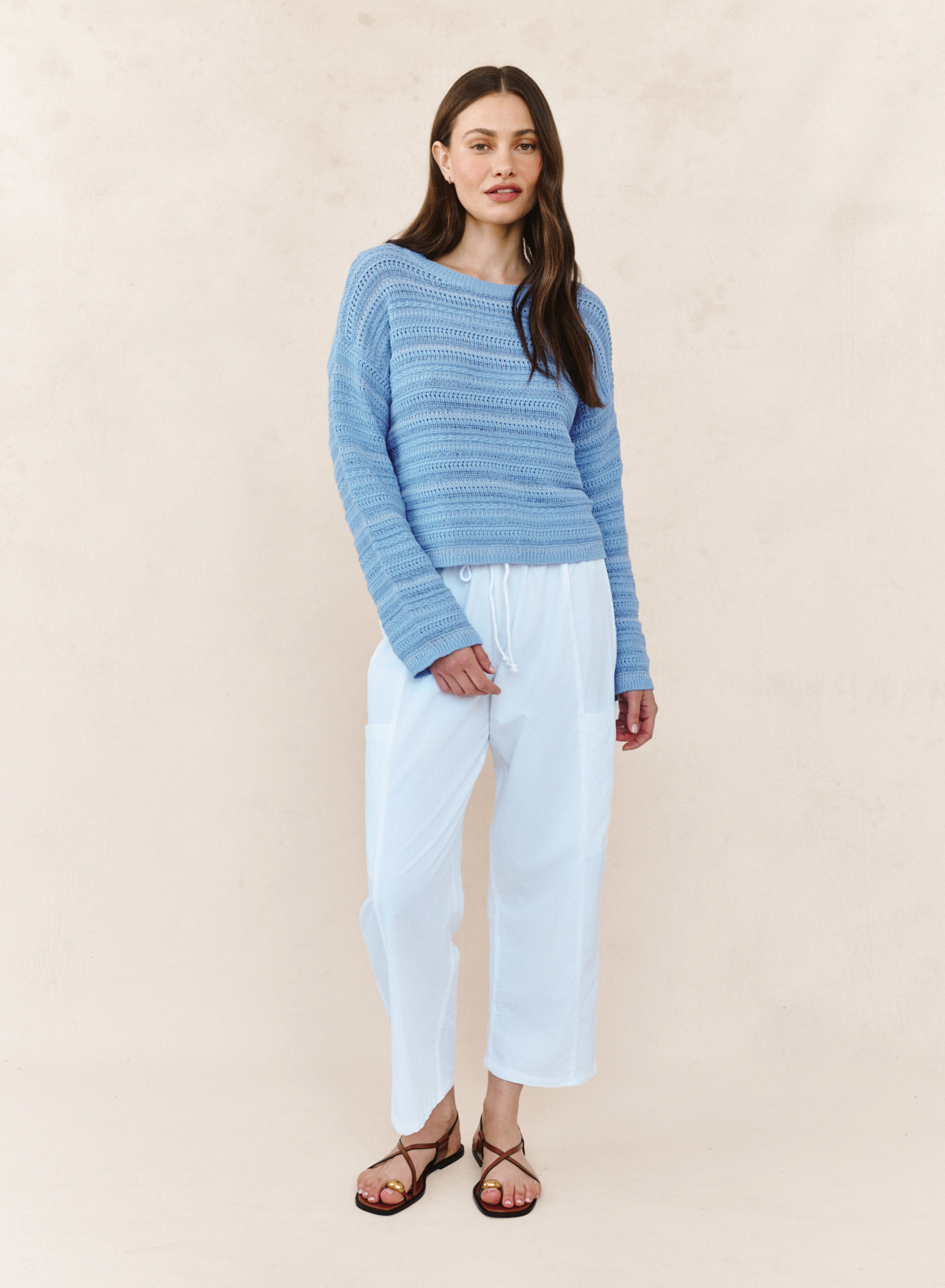 B2667-K90-304 - TEXTURED CREW NECK SWEATER
