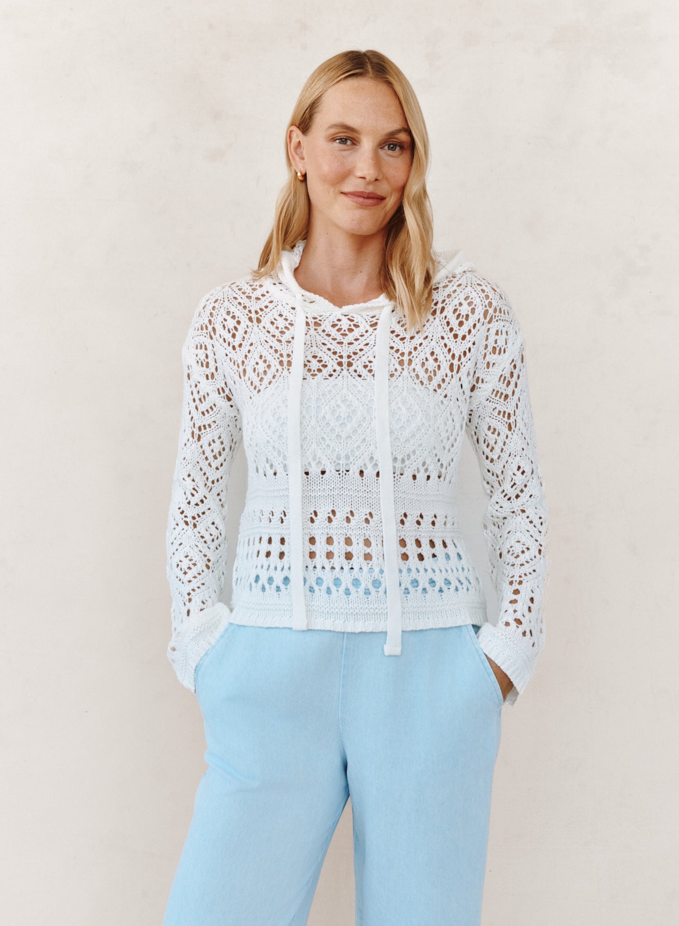 B2743-K91-304 - CROCHET HOODIE