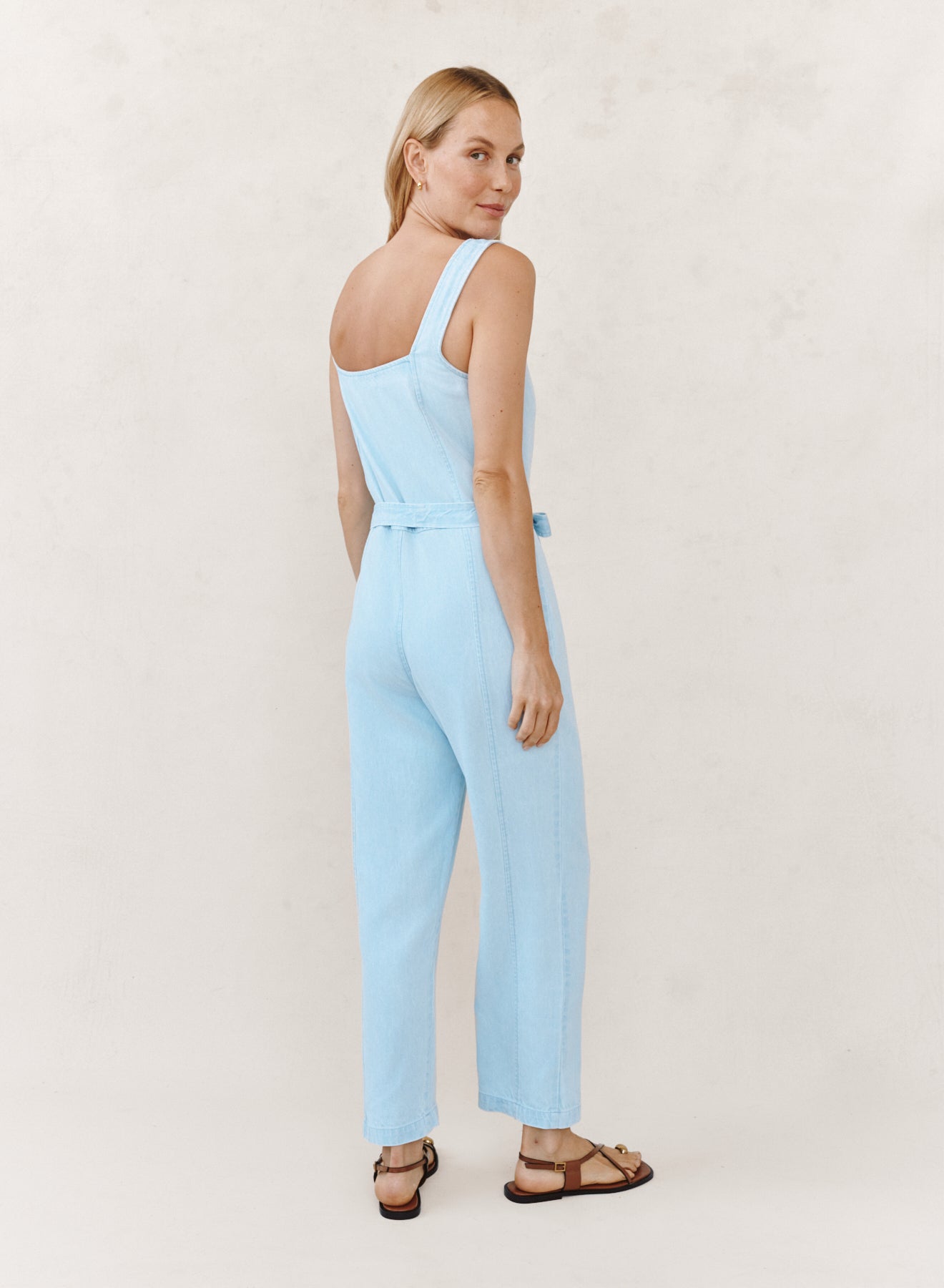 B6201-F85-616 - SQUARE NECK JUMPSUIT