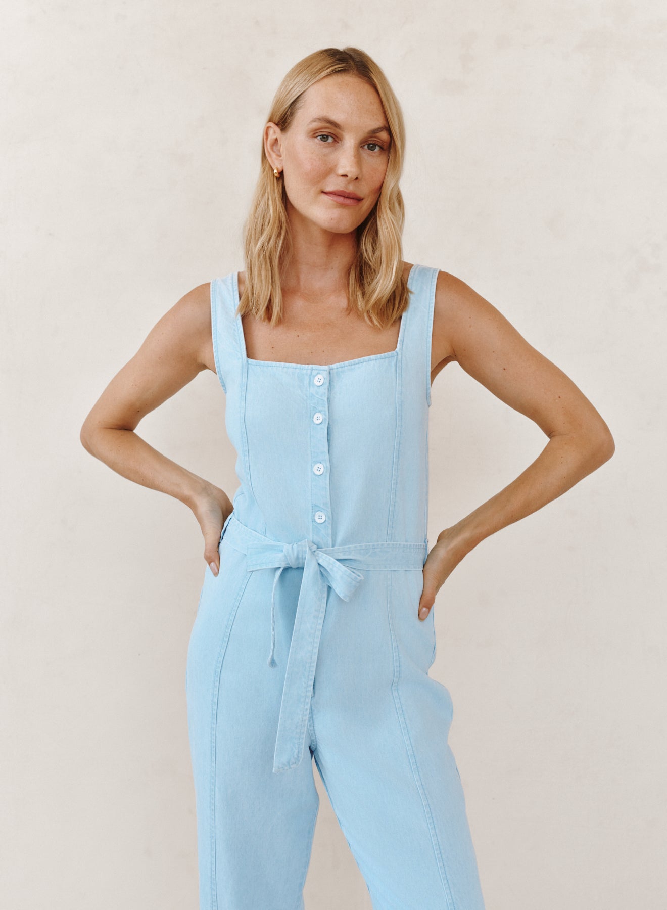 B6201-F85-616 - SQUARE NECK JUMPSUIT