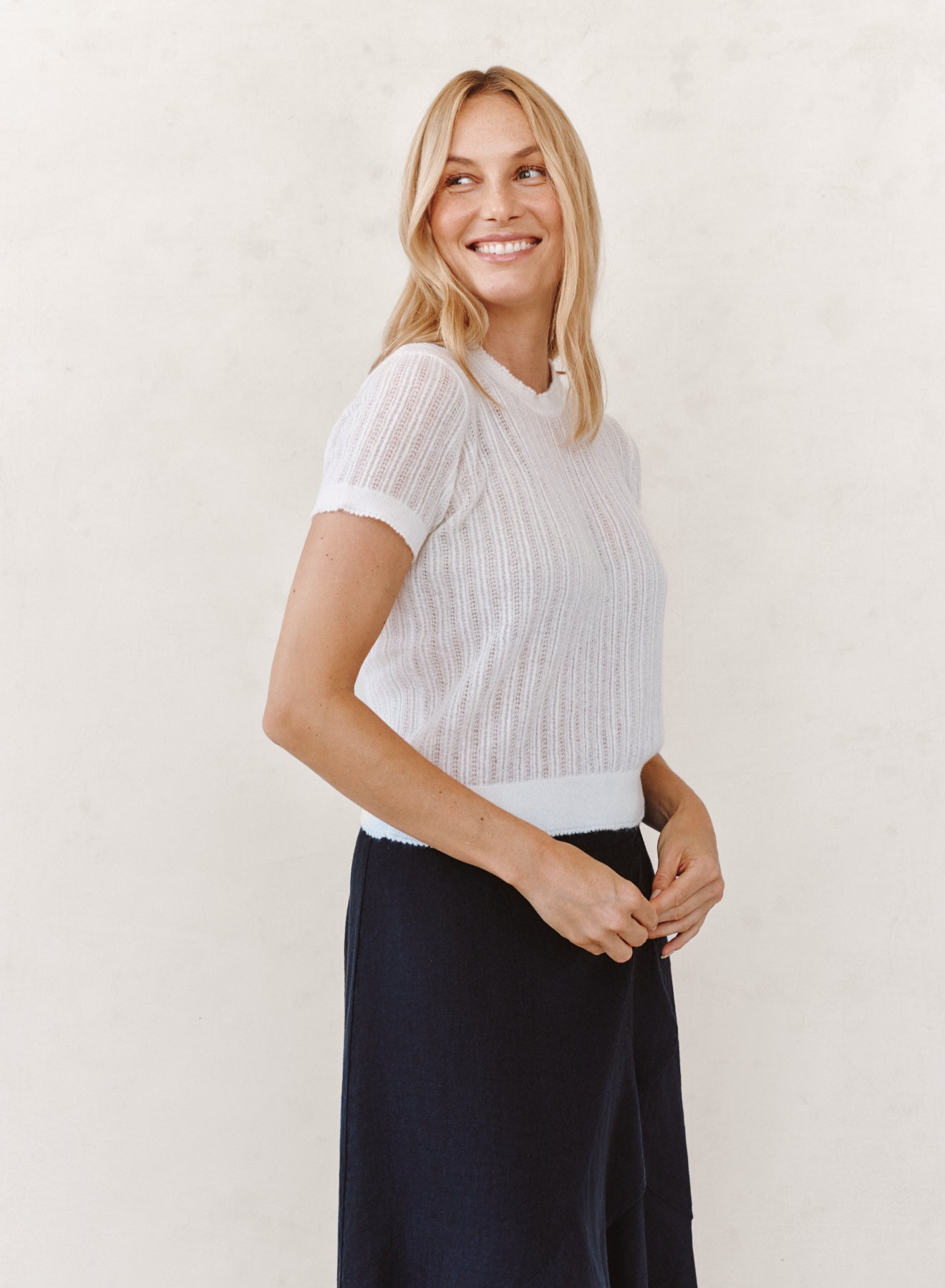 B2650-K85-304 - SHORT SLEEVE SWEATER TOP