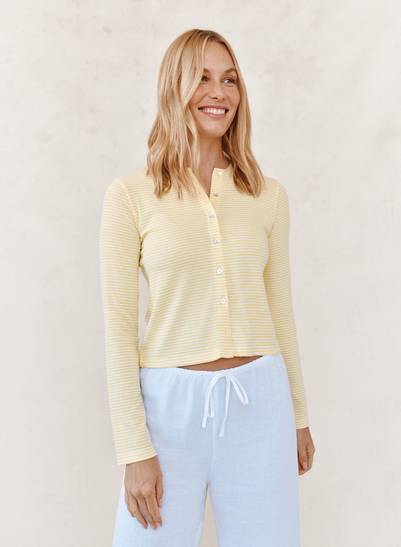 B2772-K69-304 - FITTED CARDIGAN