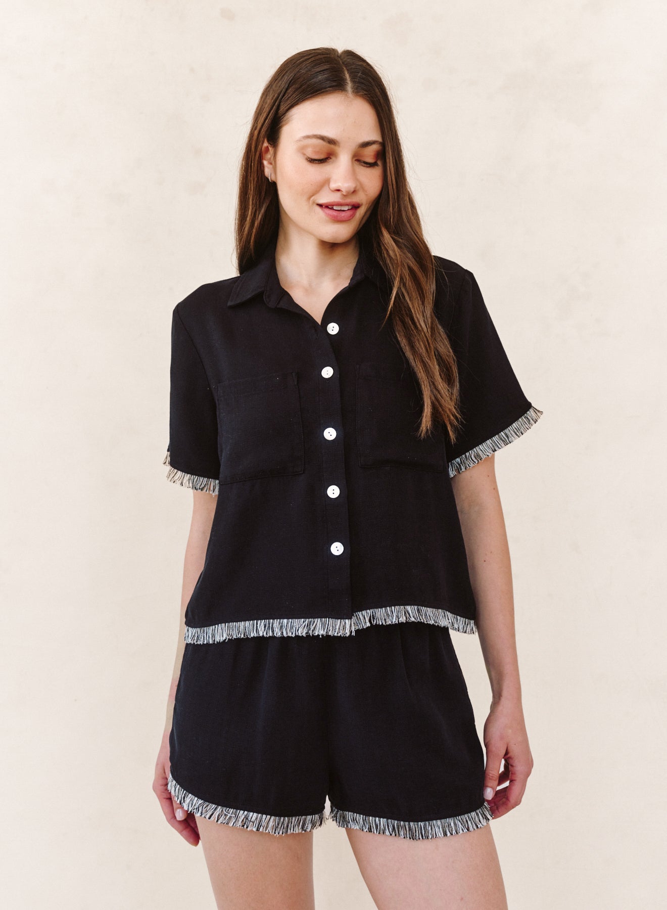 B2229-795-302 - SHORT SLEEVE FRAY TRIM SHIRT