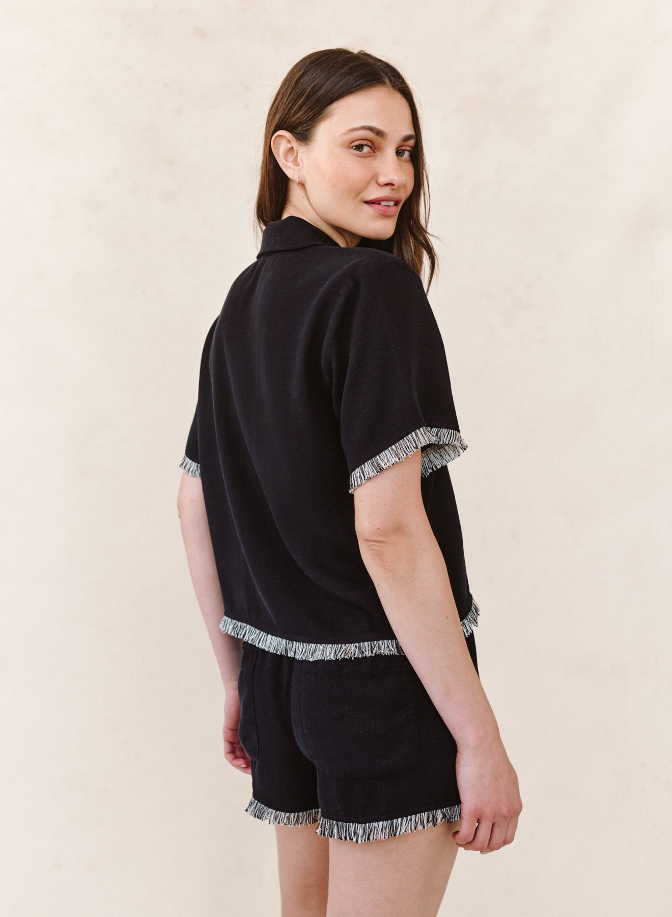 B2229-795-302 - SHORT SLEEVE FRAY TRIM SHIRT