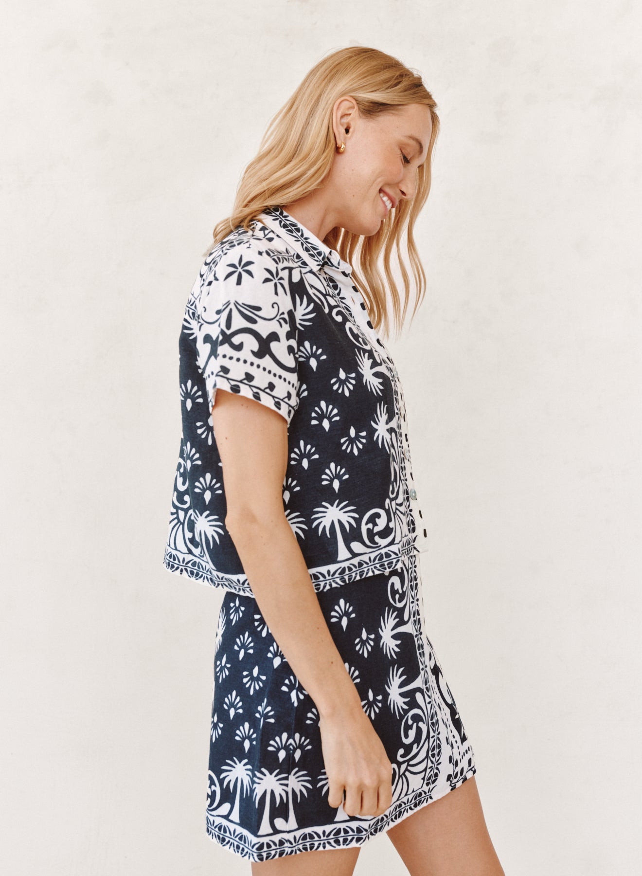 B2469-K52-304 - BANDANA SHORT SLEEVE CAMP SHIRT