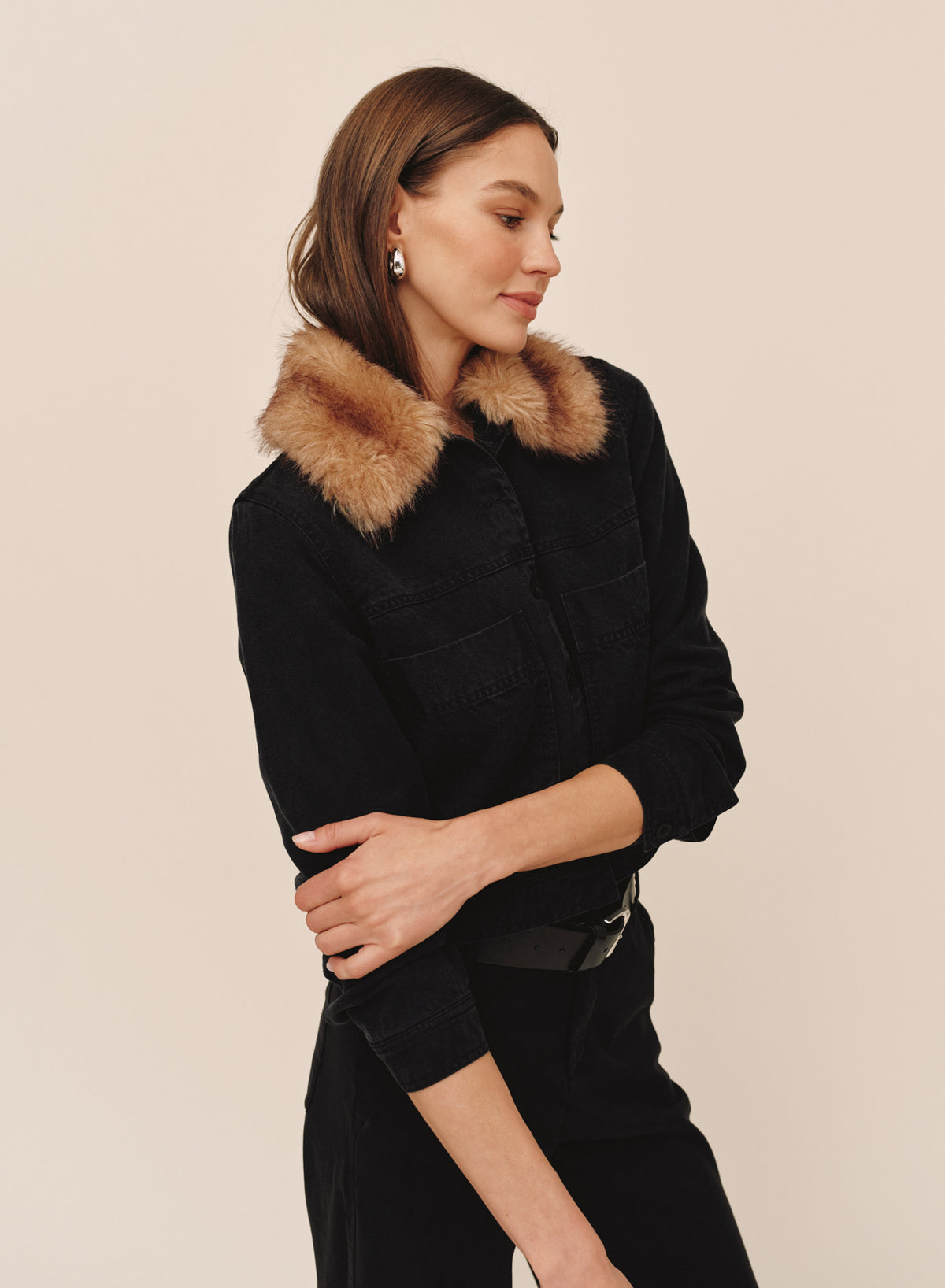 B4094-J26-008 - FUR COLLAR JACKET