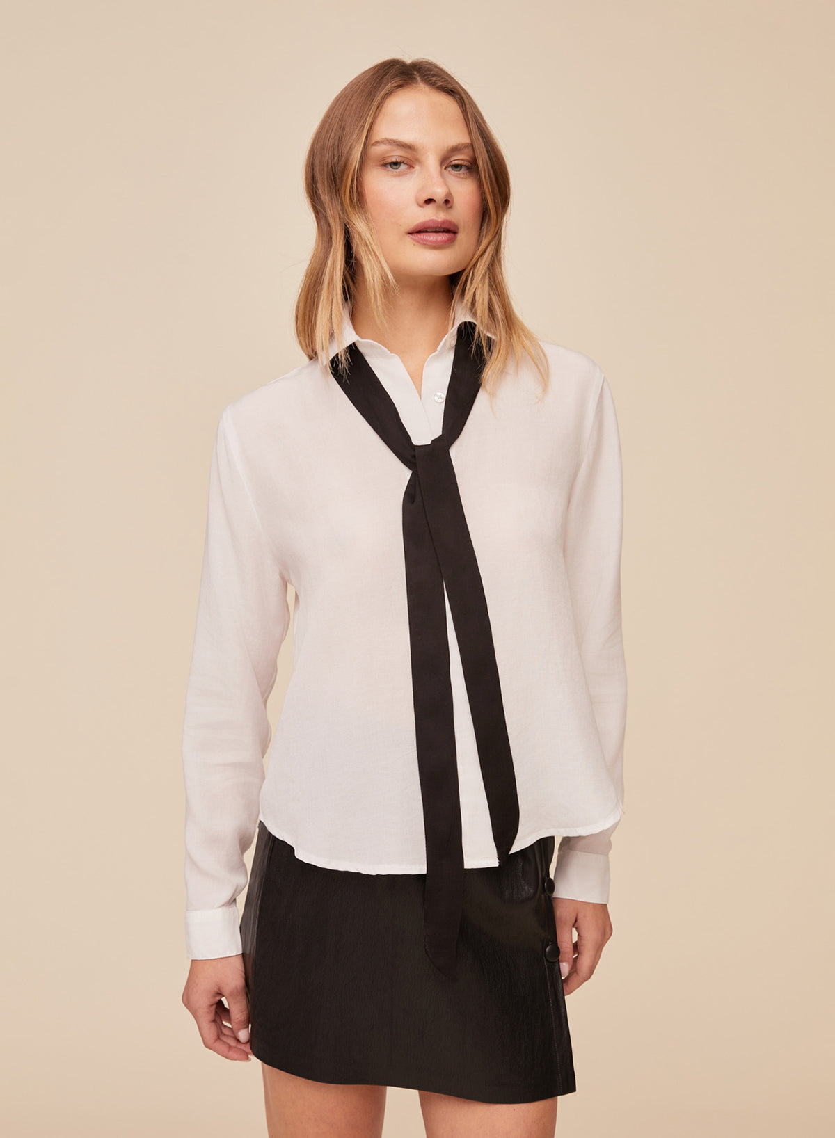 B20322-689-396 - LONG SLEEVE SHIRT WITH NECK TIE