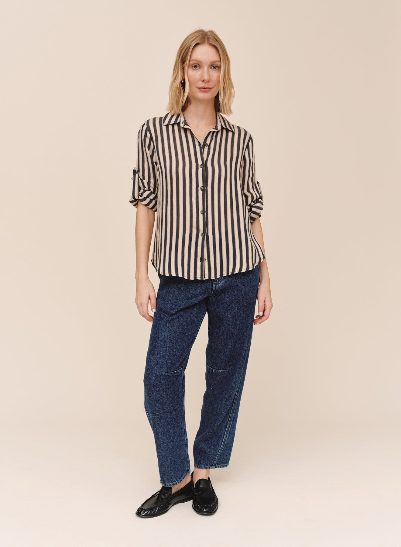 B4176-L55-304 - SPLIT BACK BUTTON DOWN