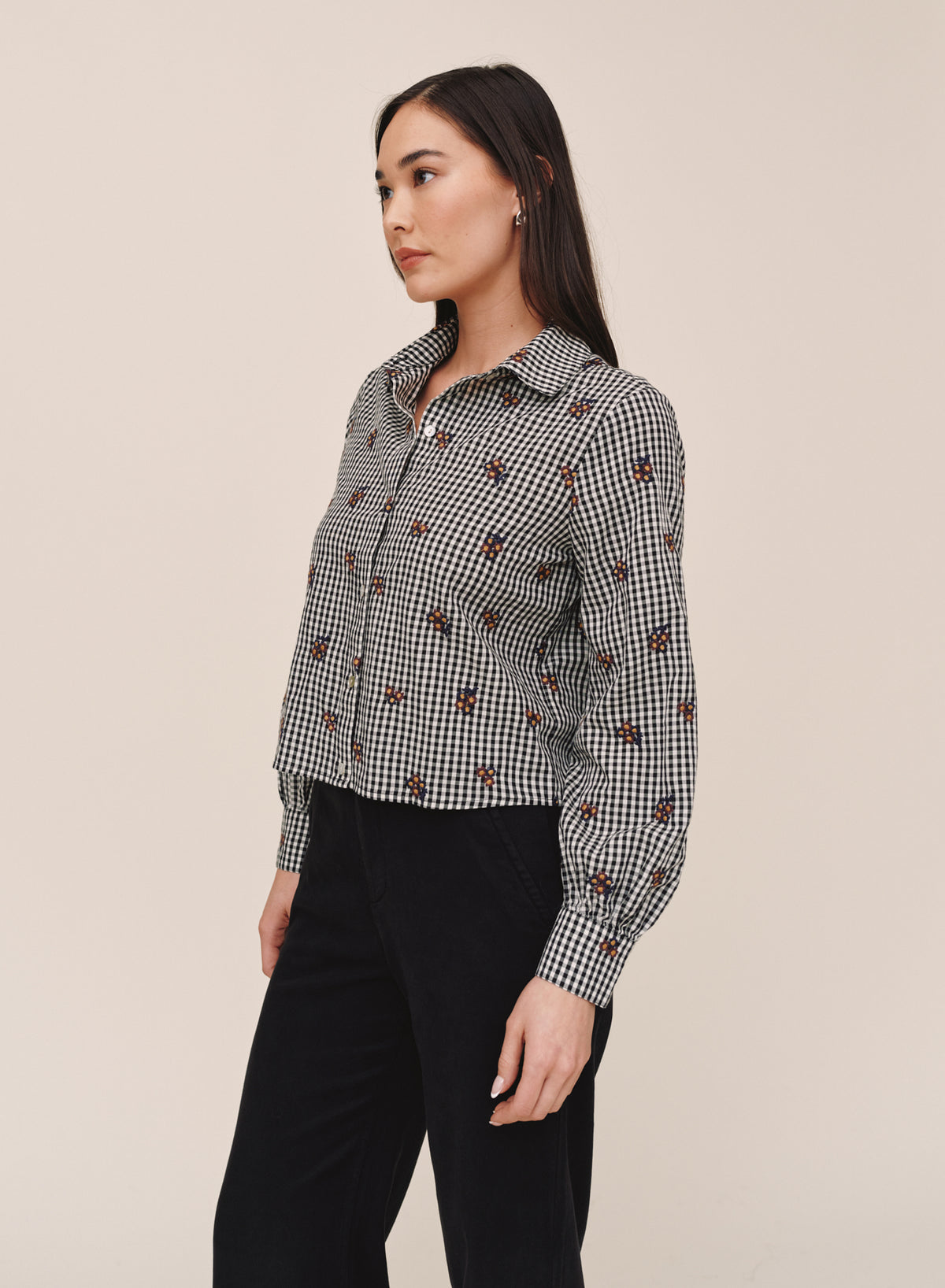 B20251-L82-304 - LONG SLEEVE CROP BUTTON DOWN