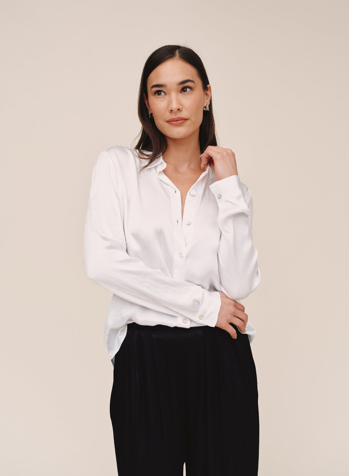 B20310-L72-302 - LON SLEEVE CLEAN BUTTON DOWN SHIRT