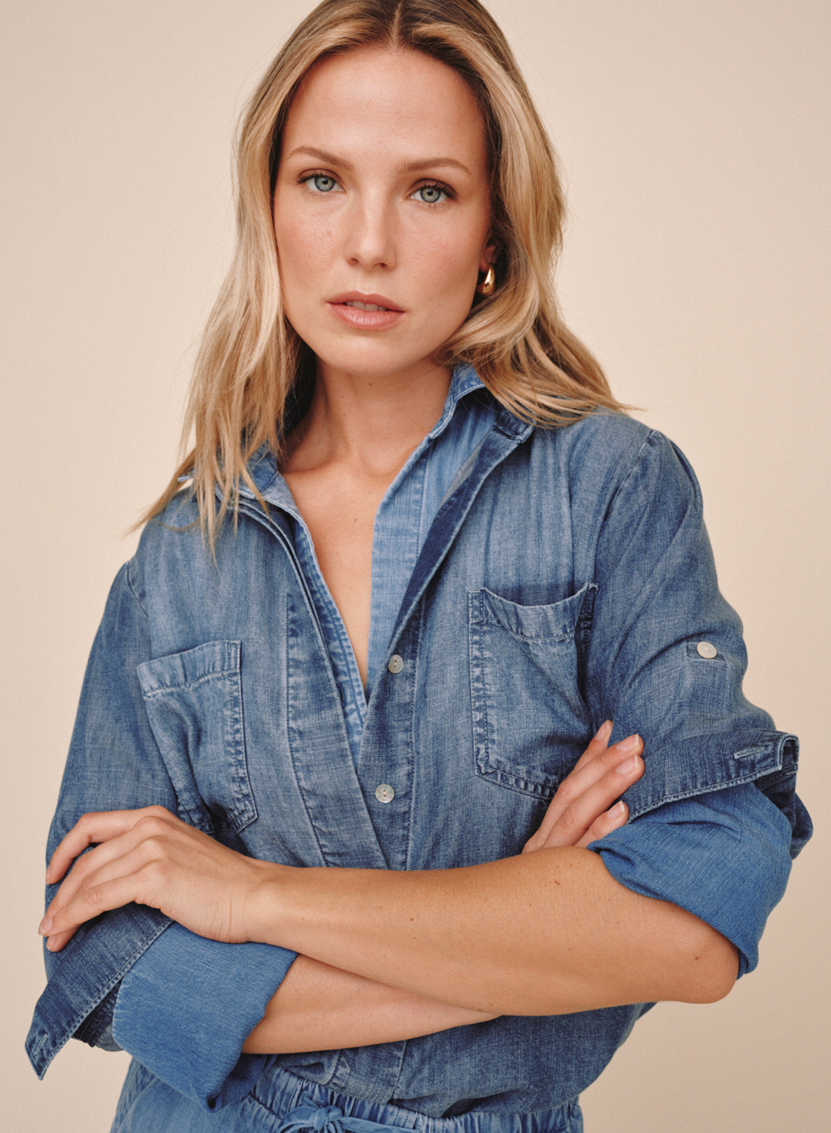 B2631-549-603 - SPLIT BACK BUTTON DOWN