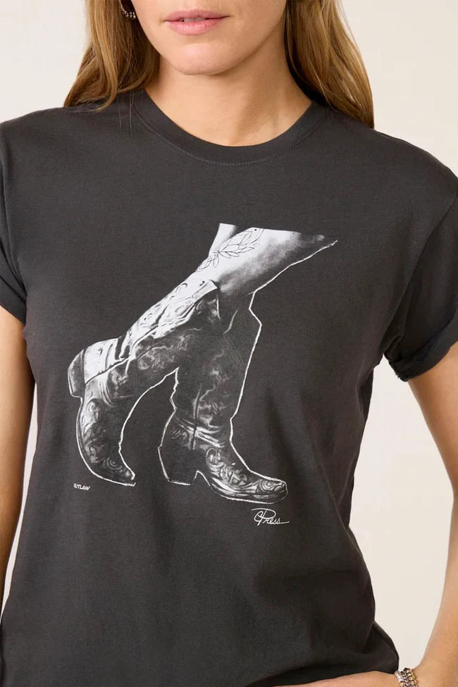 OUTLAW MUSHIE TEE