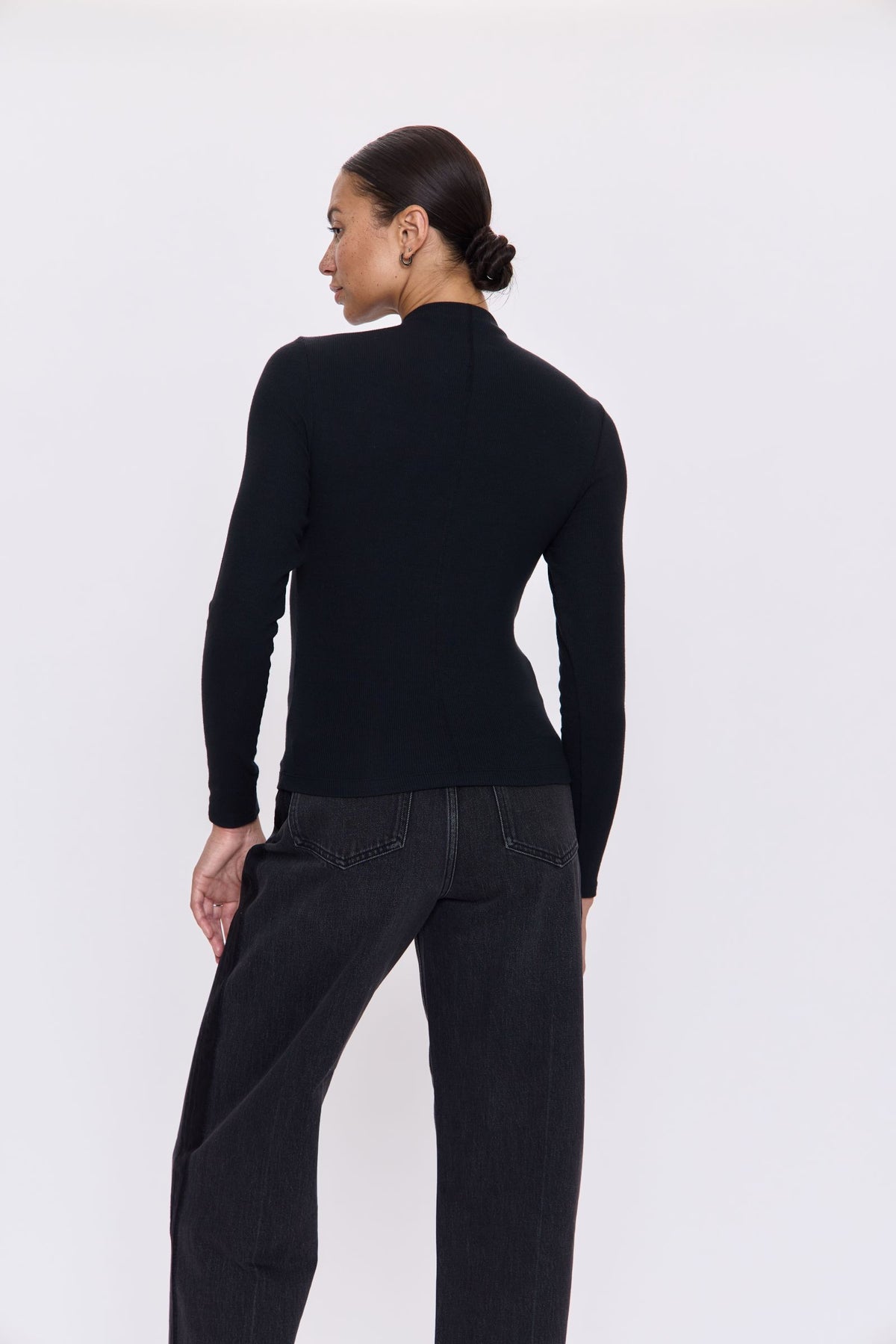 DARA L/S FUNNEL NECK TOP