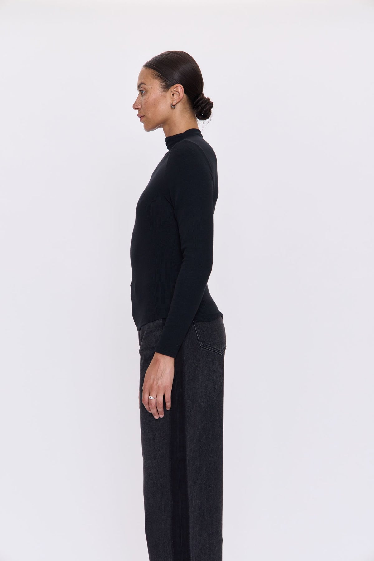 DARA L/S FUNNEL NECK TOP