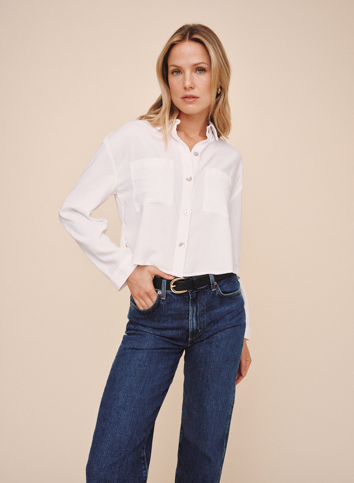 B2395-654-303 - CROPPED BUTTON DOWN