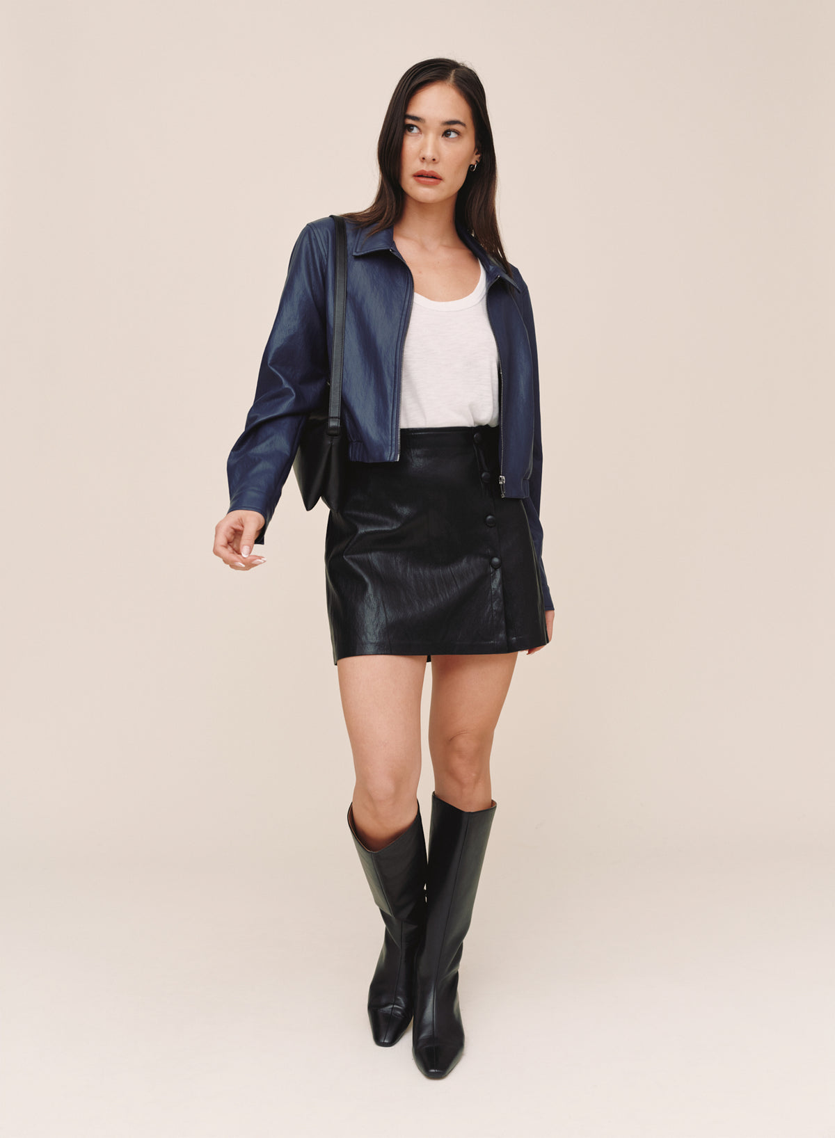 B20239-K08-300 - CROP BOMBER JACKET