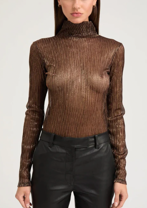 SPRWMN MOCK NECK TOP