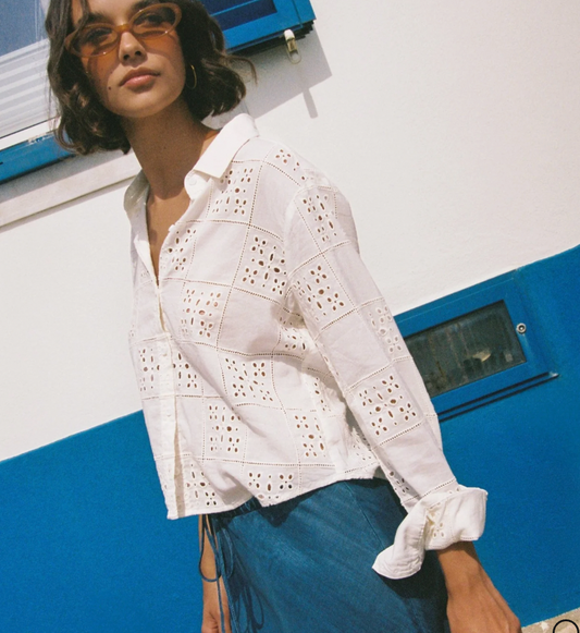 BD CONTRAST BUTTON DOWN
