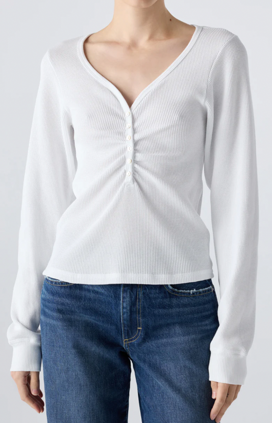 SOPHIA TEE