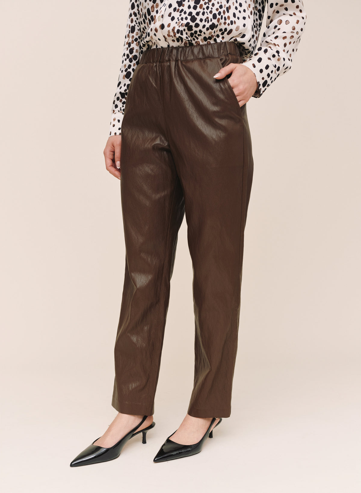 B3328-K08-300 - PULL-ON ELASTIC WAIST TROUSER