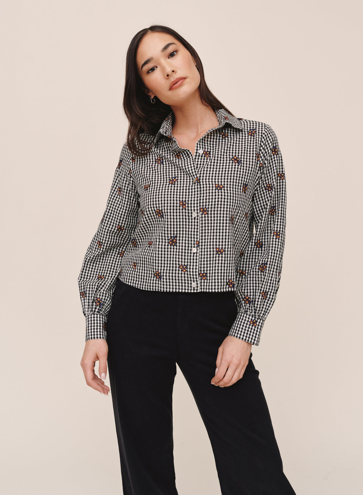 B20251-L82-304 - LONG SLEEVE CROP BUTTON DOWN