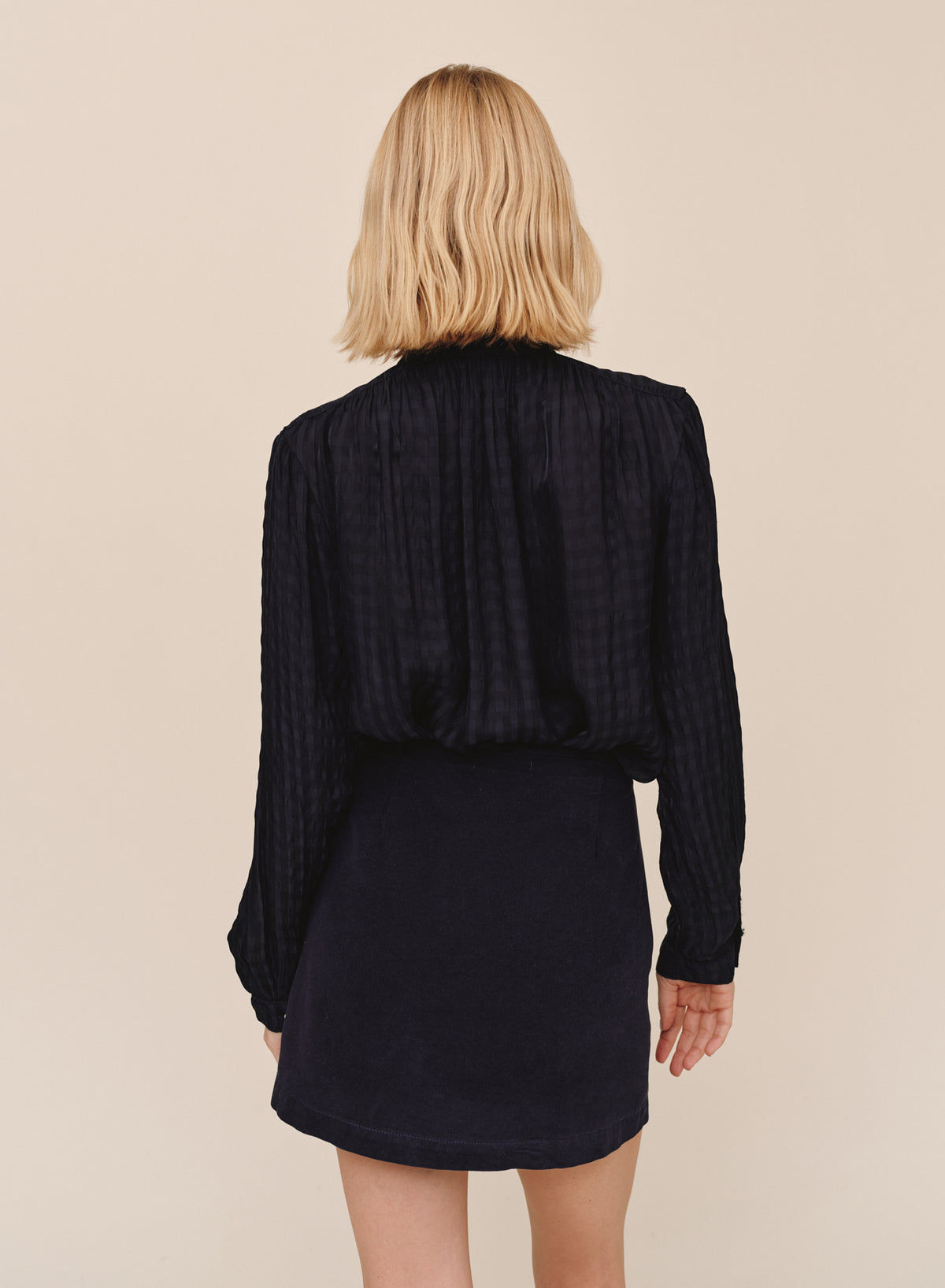 B2402-L65-302 - FLOWY RAGLAN SLEEVE SHIRT