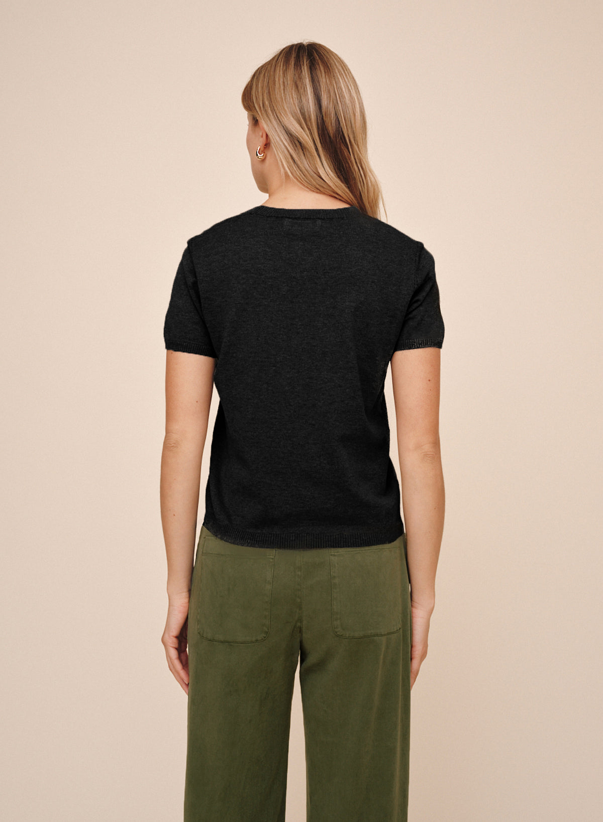B4768-J54-304 - SHORT SLEEVE CREW NECK KNIT TOP