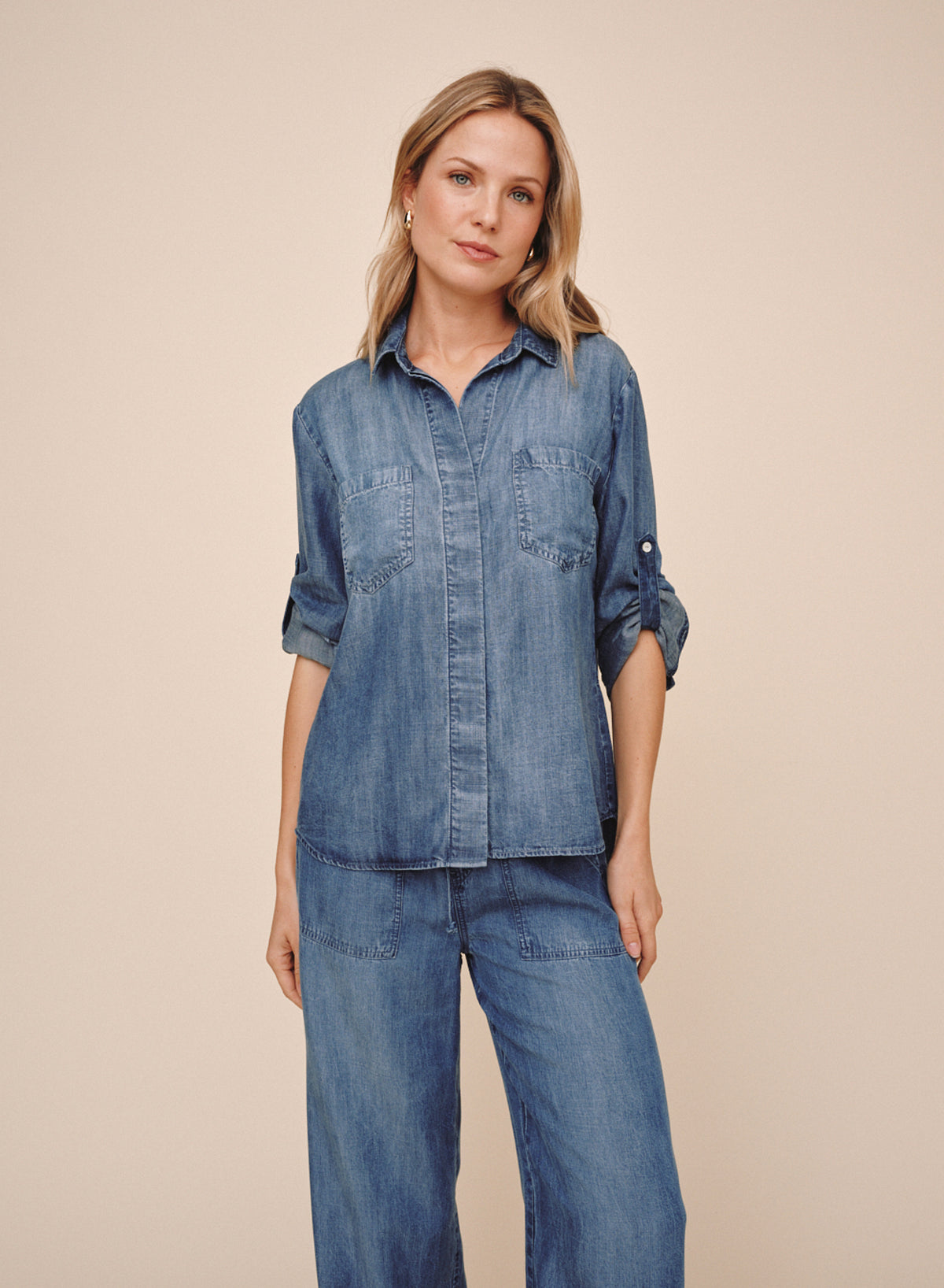 B2631-549-603 - SPLIT BACK BUTTON DOWN