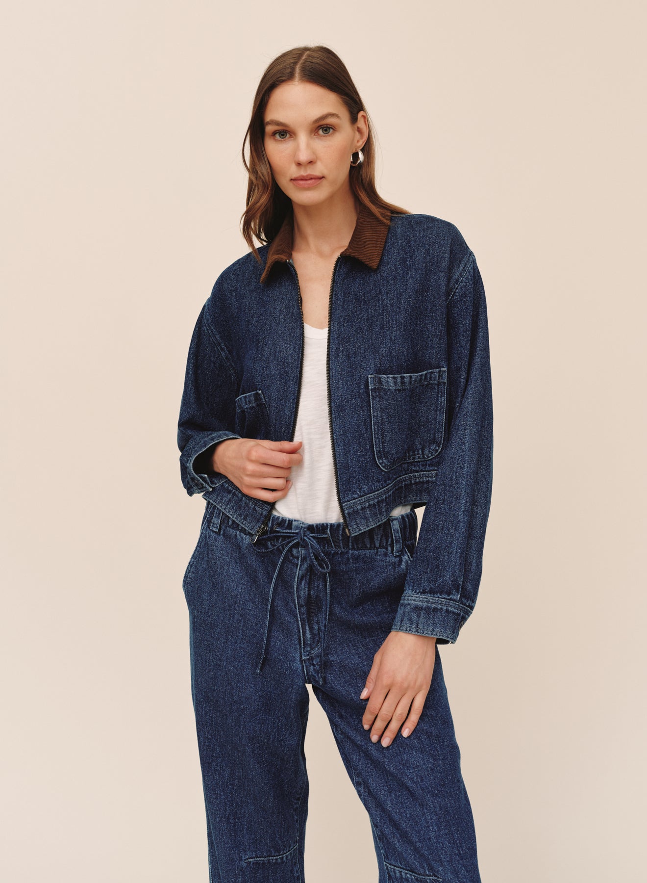 B20136-L67-005 - CROP ZIP UP BARN JACKET