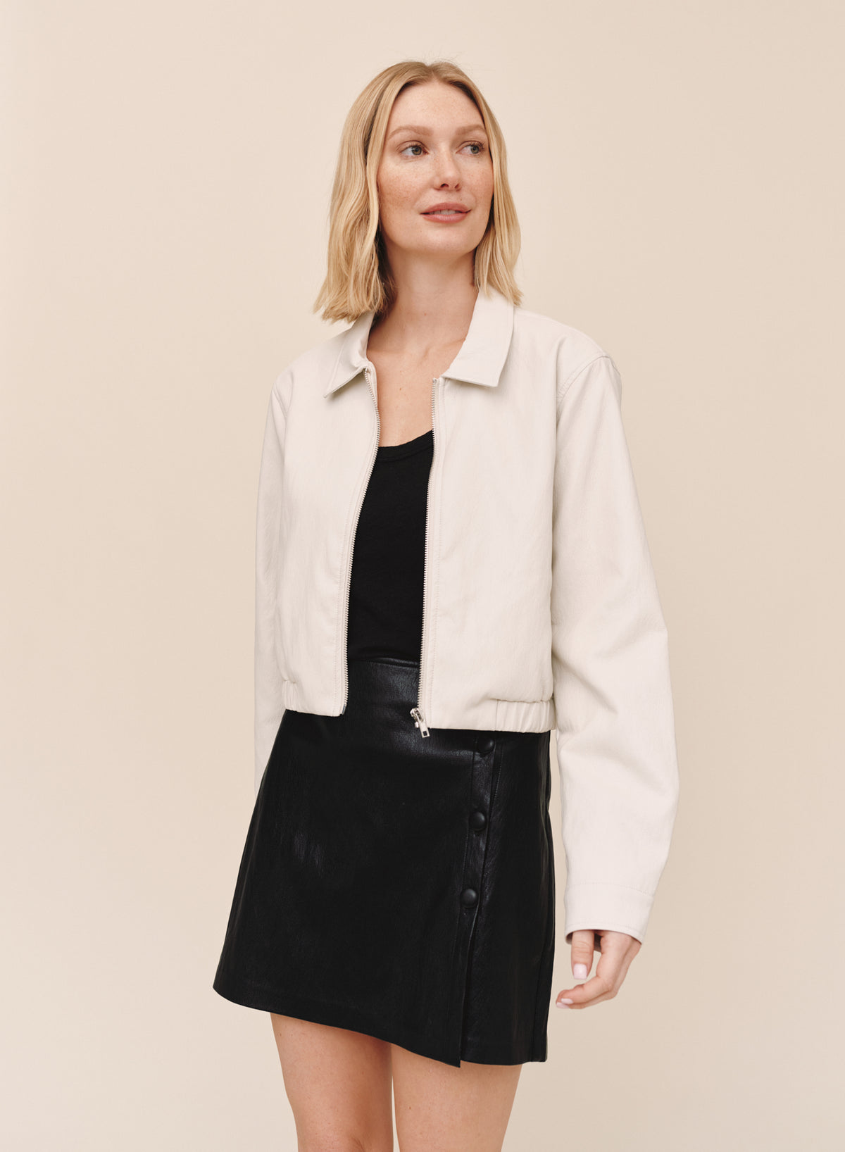 B20239-K08-300 - CROP BOMBER JACKET