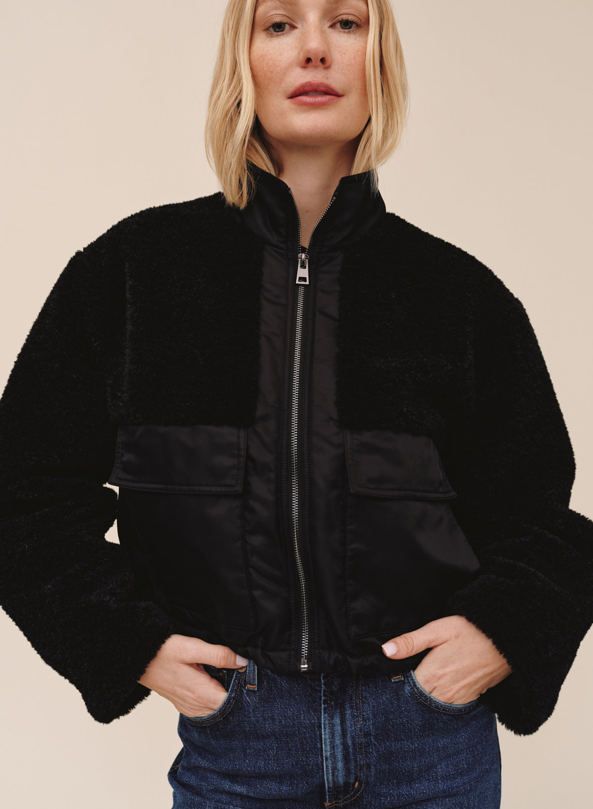 B20205-M50-300 - FUNNEL NECK UTILITY SHERPA JACKET