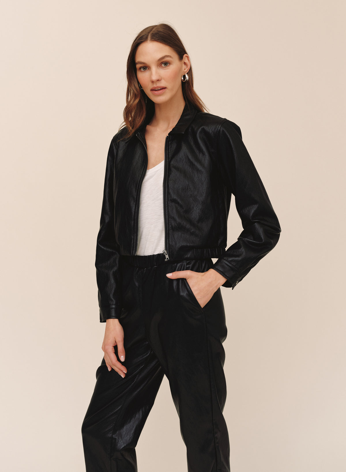 B20239-K08-300 - CROP BOMBER JACKET