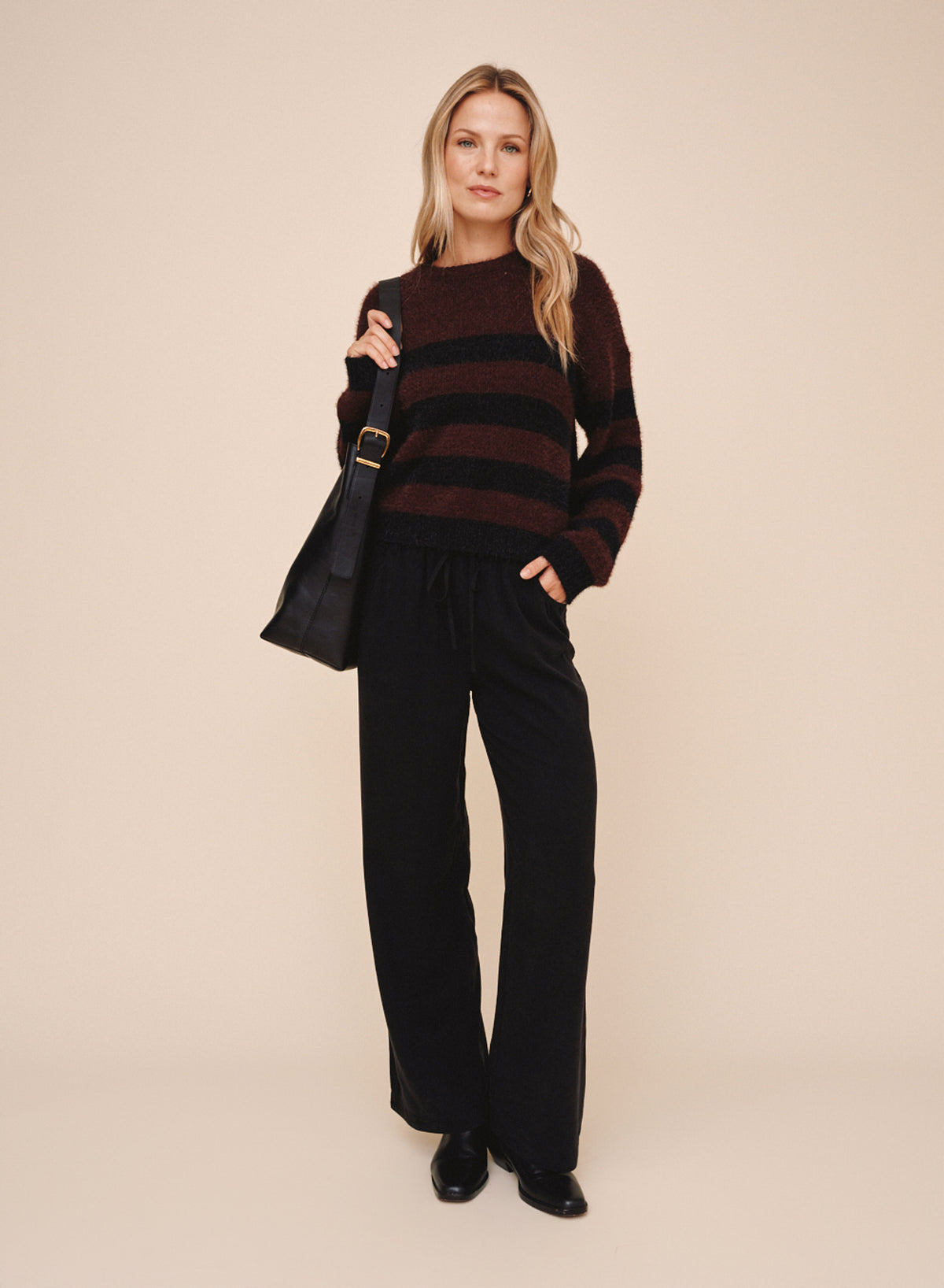 B2001-L40-300 - DROP SHOULDER SWEATER