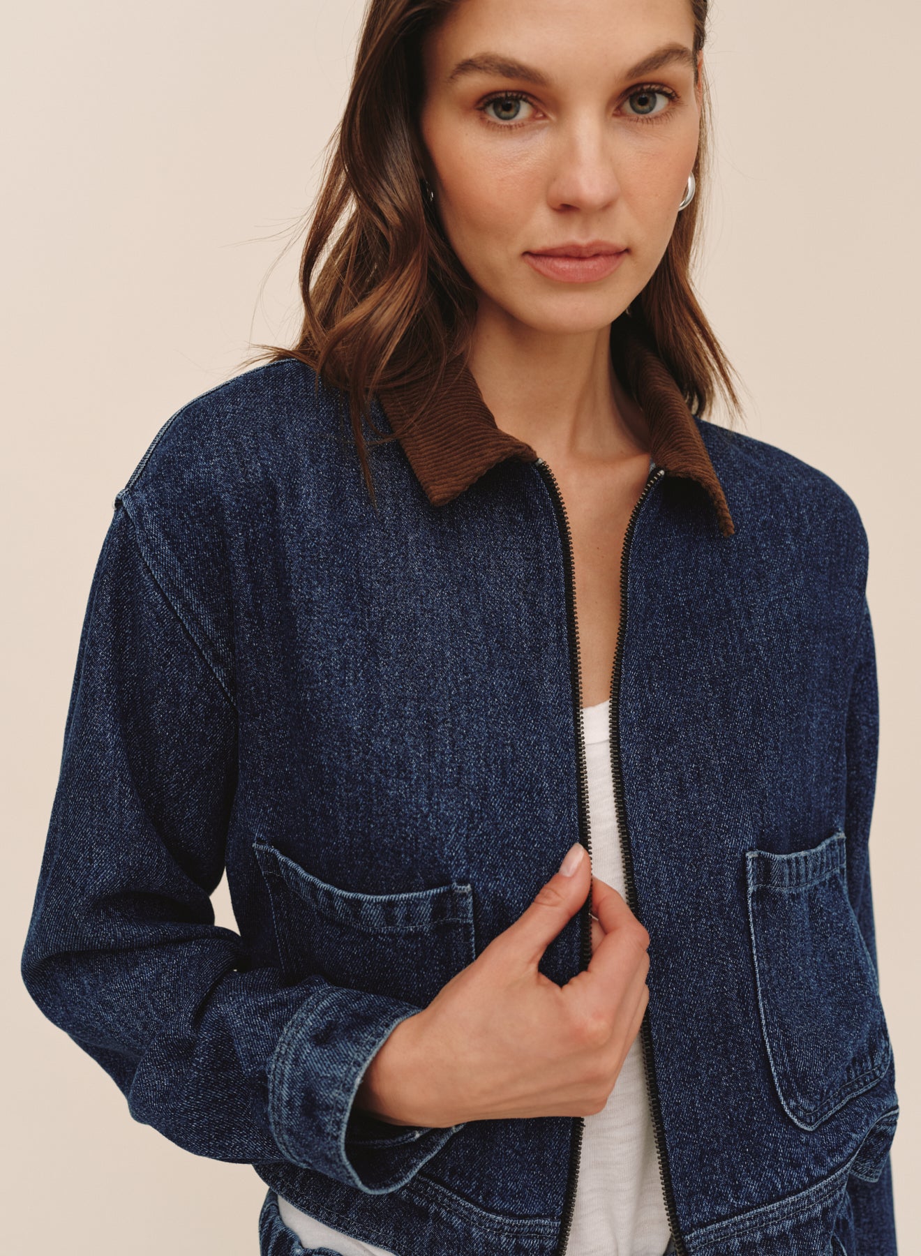 B20136-L67-005 - CROP ZIP UP BARN JACKET